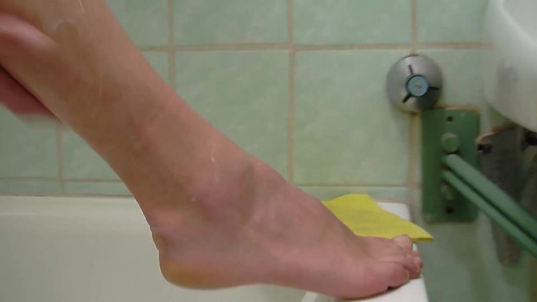 Toy Sluts: Blonde babe is fingering her pussy in the bathroom