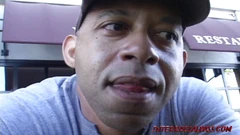 Genç kızıl saçlı Leighlani büyük siyah yarağı seviyor