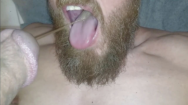 Cumblaster1984: स्वयं के चेहरे और आत्म पेशाब मज़ा