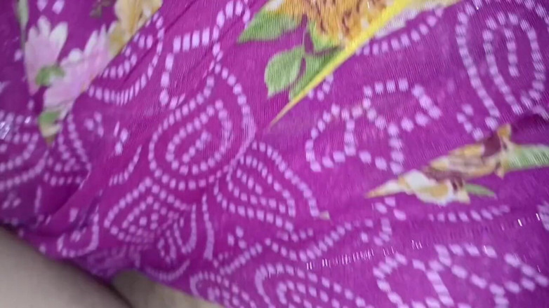 seema: Creme in Pussy Indian Style