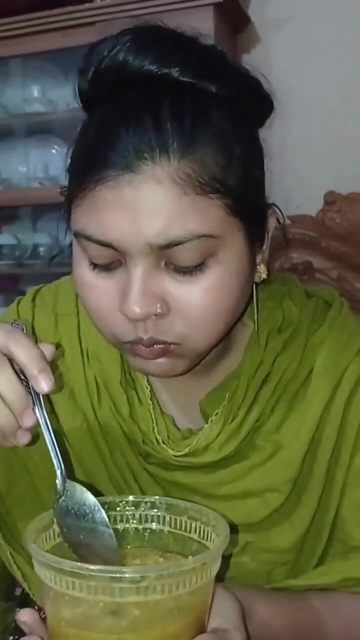 Desi video bd: पत्नी गुस्से में है
