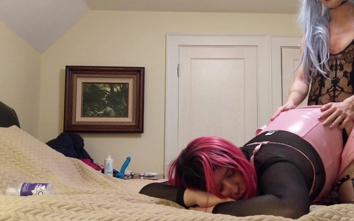 Sissy Bailey Wilde: Cô gái hấp dẫn crossdressers làm tình xung quanh tổng...
