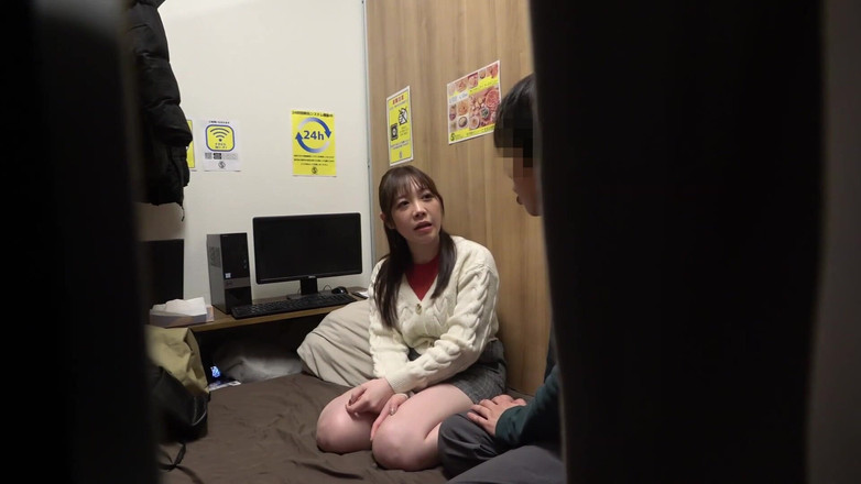 Raptor Inc: Kobiety pędzą, aby zarobić poprzez krótkoterminowe ustalenia kochanka w kafejkach...