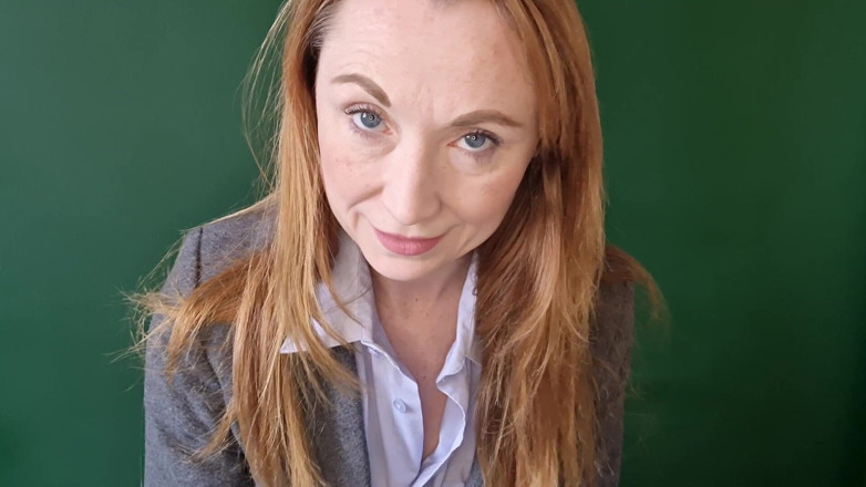 Lily kink: Instrucțiuni de masturbare - numărătoare inversă pentru tipul preferat al surorii...