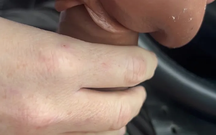 Kadu: Giving a Lift and Cum Twice with My Best Friend