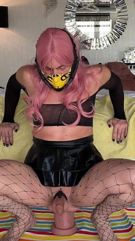 Daddy’s Size Makes This Glam Sissy Leak & Gape