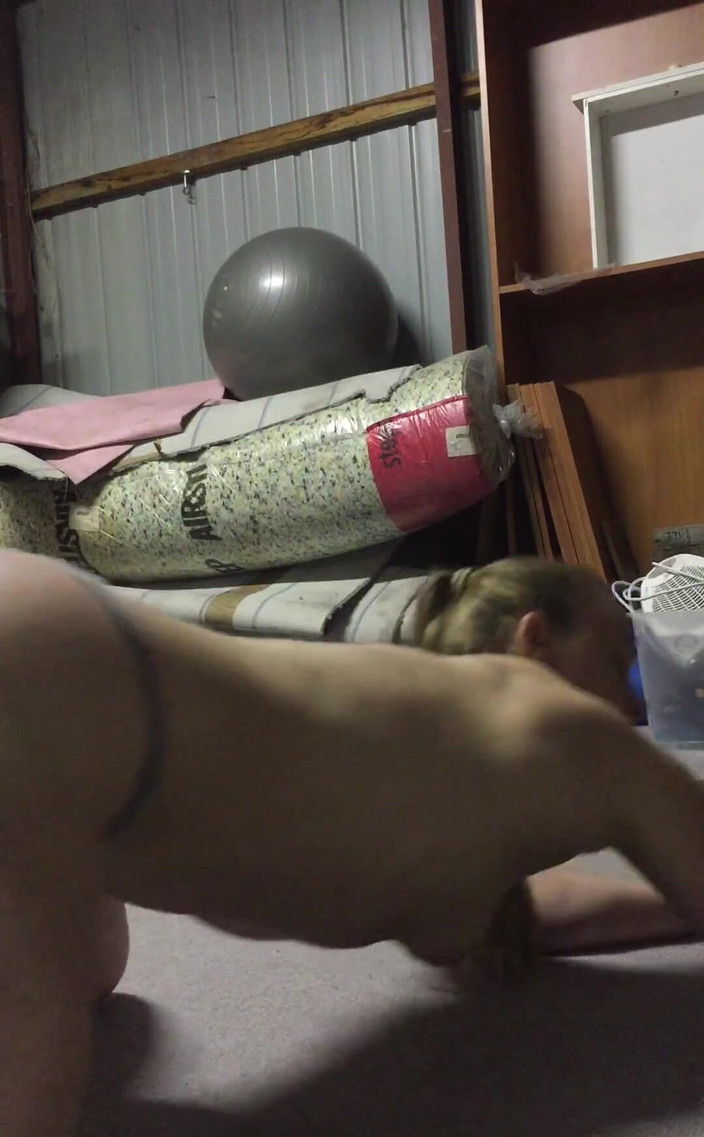 Michellexm: Striptease und Training