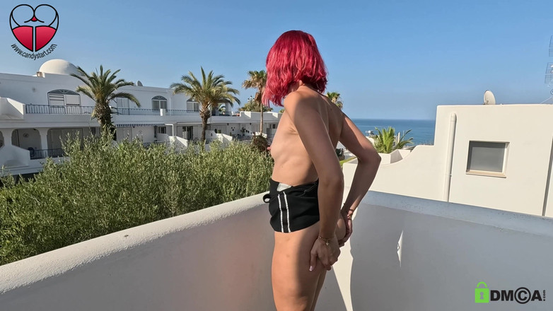 Candystart Videos: Thủ dâm trên mái khách sạn