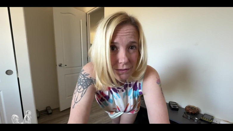 Jane Cane: सौतेली मम्मी मुझे सबक सिखाती है - 955