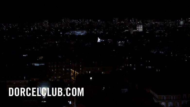 Dorcel Club: Ania Kinski의 명령에 따라 뚫린 클레어 카스텔