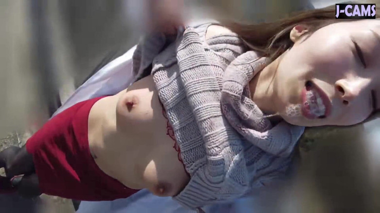 J-Cams: Nutrizionista giocherellona con una lingua lunga provoca lentamente attirandoti con...