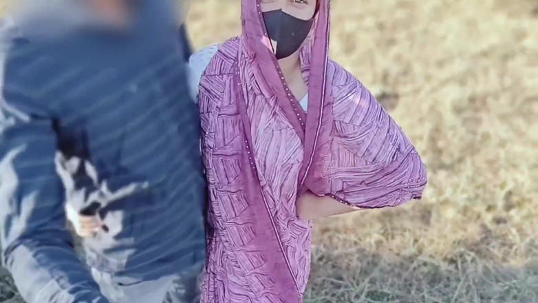 Fuckkkker: Bhabhi dikongkek batang besar abang tiri