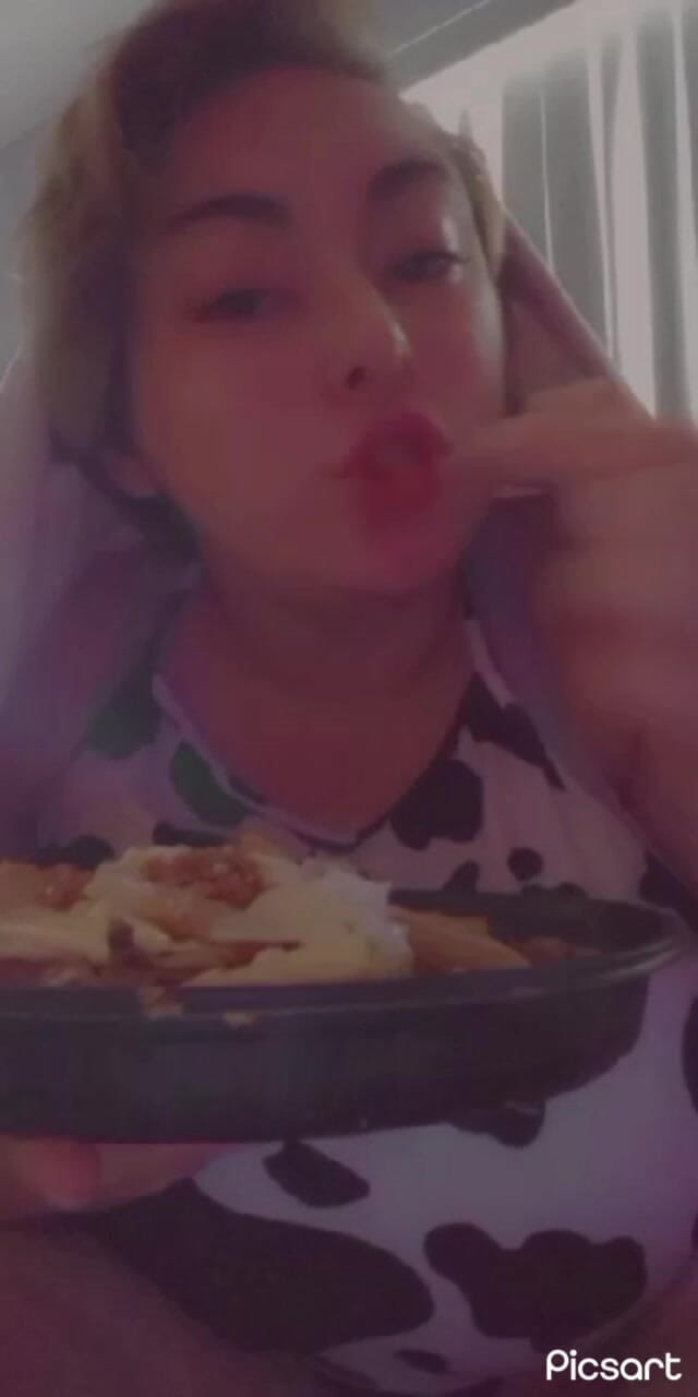 Mushroombitchx: Taco Bell Mukbang