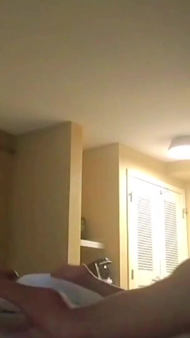 Estebanyanna: Real Cheating Wife Takes 2 Creampies Back to Back in Hotel...
