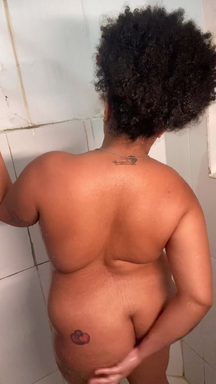 Cutiepiie Chubby: Duschen mit dir