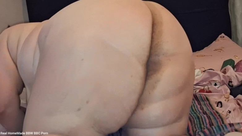 Real homemade BBW BBC porn: BBC ドギー・ドンドン 大きなうめき声 オーガズム