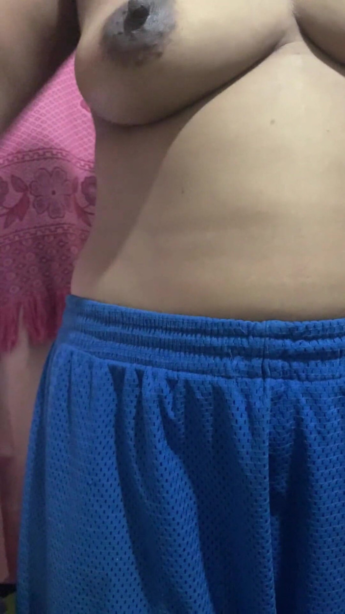 Tina Baby: 私のクックしゃぶりとマンコ指使い