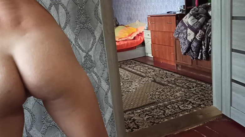DirtyLubov: Anal Sex While Standing