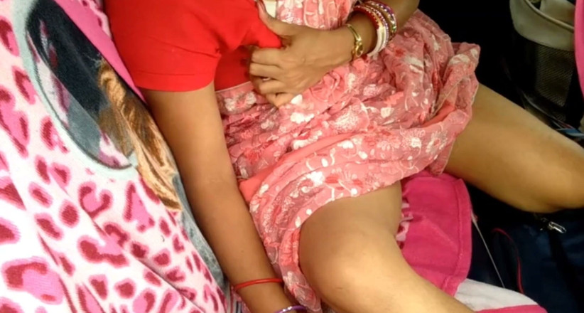 Kavitha_Vintho_: Indische Desi-stiefmoeder voor onze stiefzoon in de auto en harig...