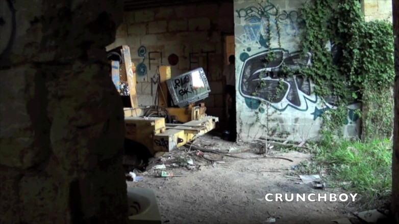 Crunch Boy: Софіян відтрахана Камероном Фростом на відкритому повітрі
