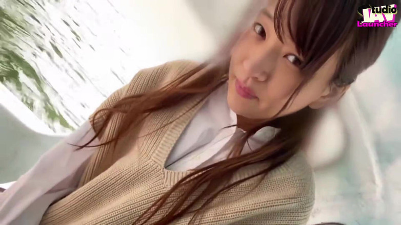 Studio JAV Launcher: Korunmasız maratonda görev başında bir güzellik bütün gece içmeye devam...