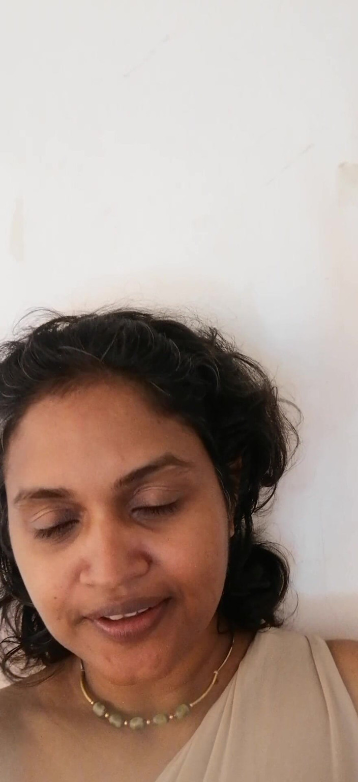 Tina Baby: सौतेले बेटे को बहकाने के लिए सेक्सी वीडियो