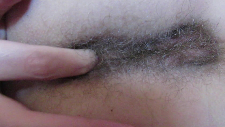 Cuteblonde666: Nahaufnahme haariges arschloch necken und fingern