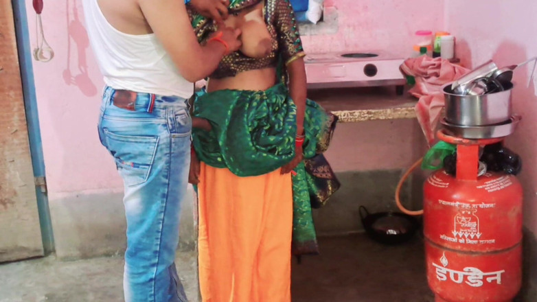 Trilokinath: Gujarati yenge jasmin mathur sikiştikten sonra sikişiyor
