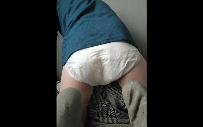 Diapers and wet pants! - My ABDL Page: Weer een puinhoop, nog een luier