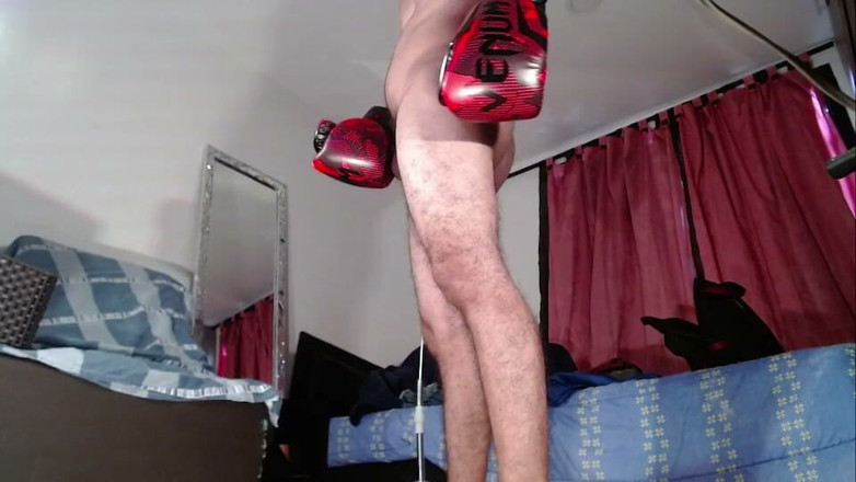 Tommhot: Hot Boxer