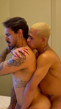 Noel Baba xmas sikişiyor hoilday sikiş!