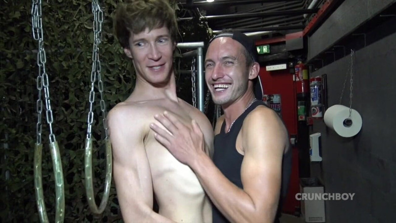 Raw French Bad boys: Chico escalar follado a pelo por Calixte
