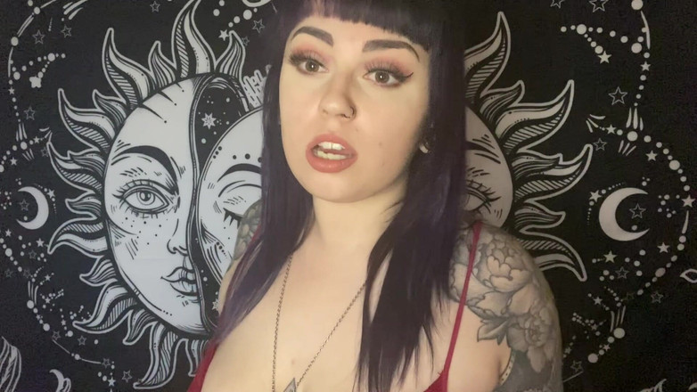 Miss Valentina: Bratty sorellastra annusando le mutandine joi