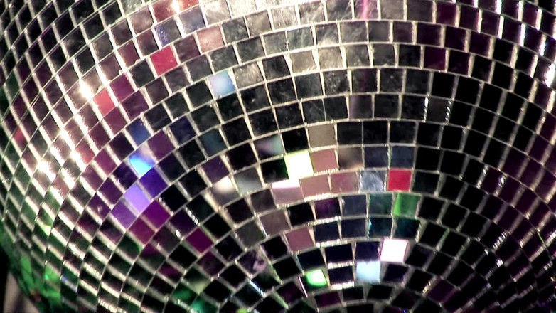 Mask-Night: Uma stripper incrível recebe o que merece, recompensada com porra