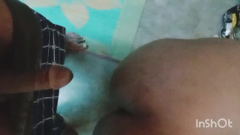 AmpleOunce283: Heute, am Arbeitsplatz, nahm ein bengalischer Junge die stieftochter eines...