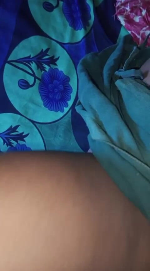 Auntixxx69: Mon beau-fils aîné, le grand pécheur, a dit ma putain...