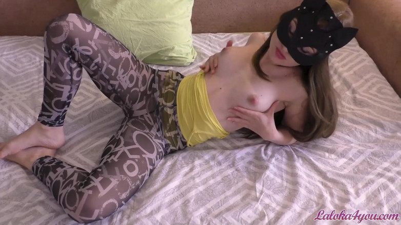 Laloka4you: Girlfriend in leggins sensual sucking dick and doggystyle fuck