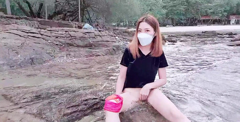 Charm of love: Hraní se sebou ve vodě