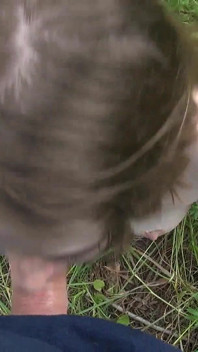 Scopata in faccia nella foresta HD
