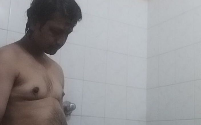 Nudycock: Yarak Banyosu