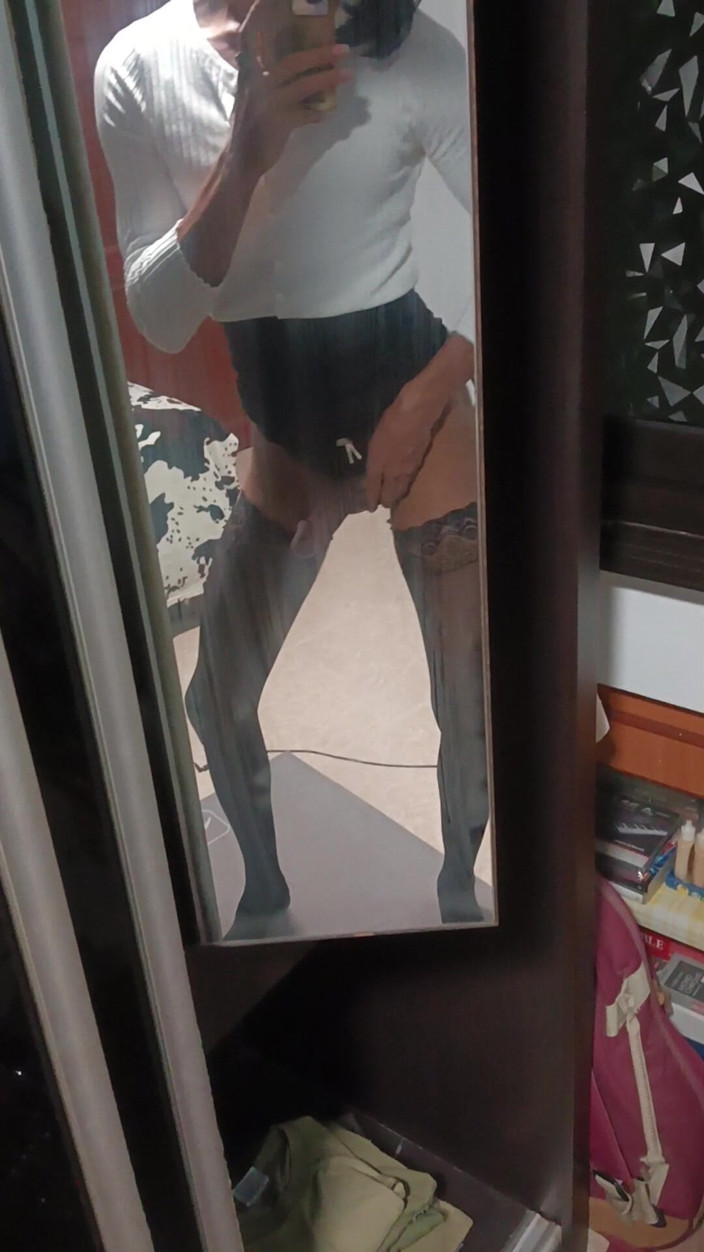 Ombunny: O que fazer com esse monstro girlcock?