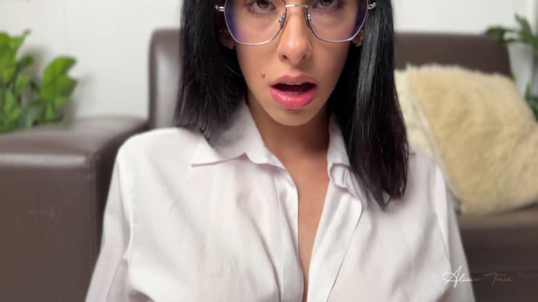 Alicia Trece: 손가락으로 즐기는 법을 가르치는 핫한 소녀