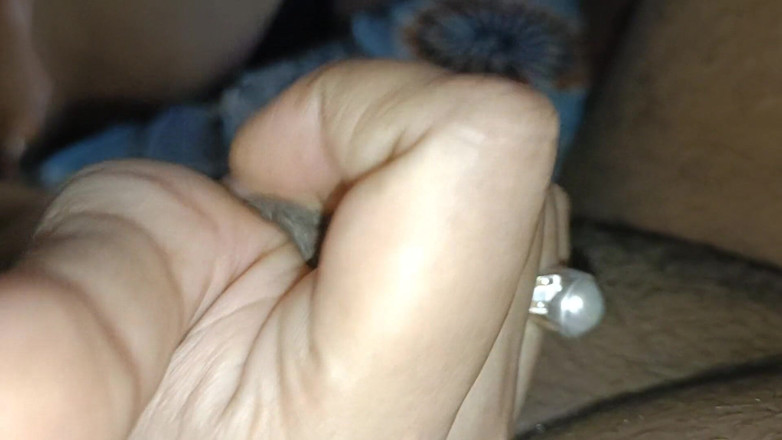 Catchybusty: Hindistan cevizimin uzun saçına bak