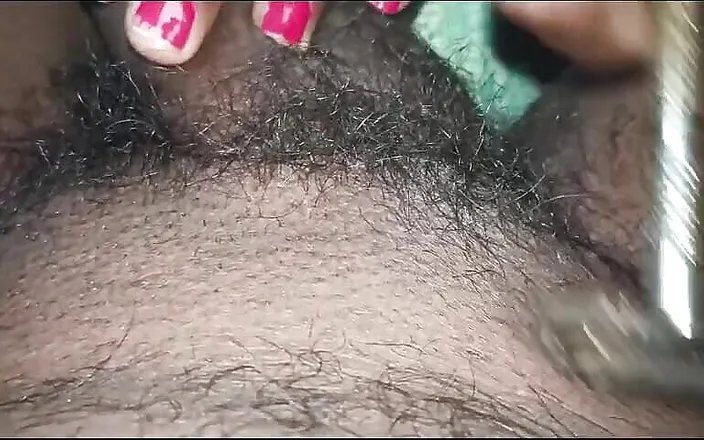 Munna bhai: Ling Shaving