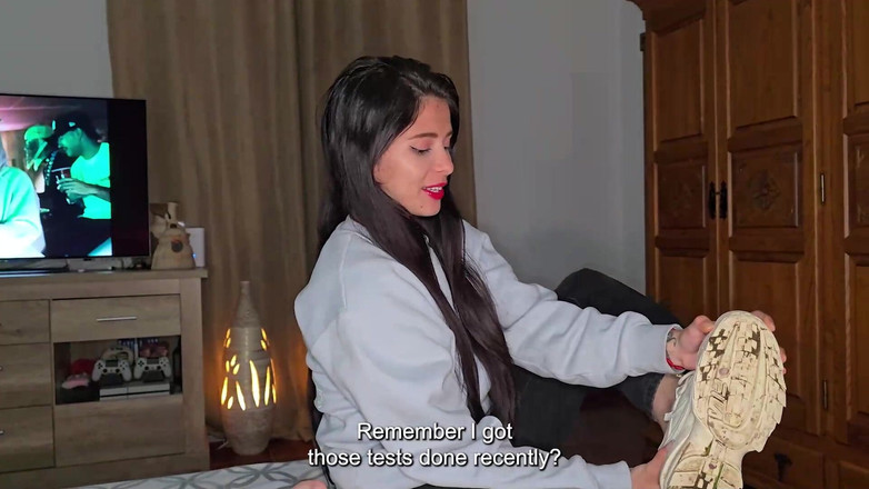 Labestiaylabella: Minha amiga descreve que ela é uma ninfomaníaca e me pede...