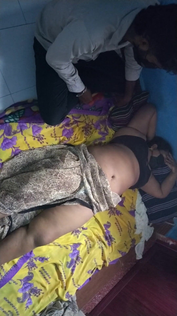 Benita sweety: Hot Tamil Threesome Sex Episode 1
