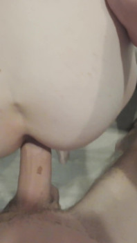 Massagear Seus Peitos Perfeitos Me Fez Dobrá-la E Transar Com Ela