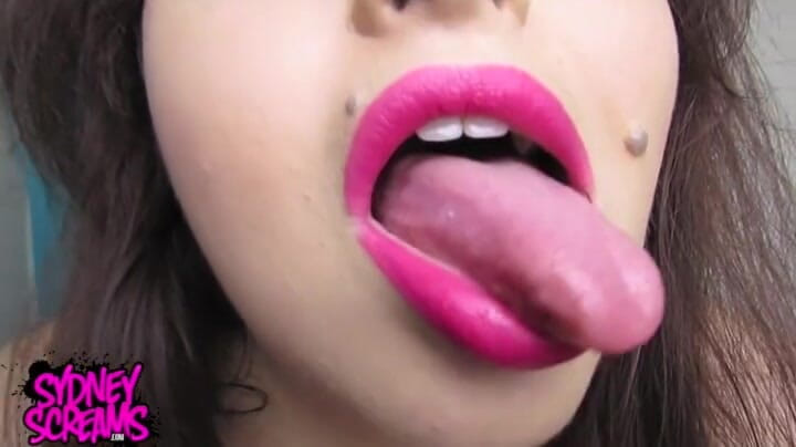 Sydney screams fetish: Roket Mac Pink Lipstick 