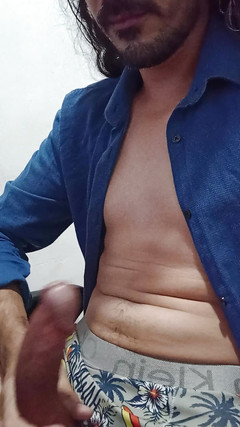 Mr Viking: Latina sexy v kanceláři