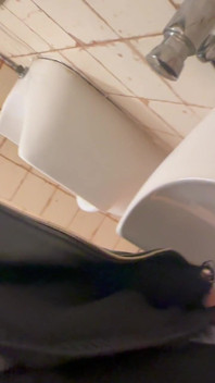 Harry_jen | Pissing Outside in Public Toilet